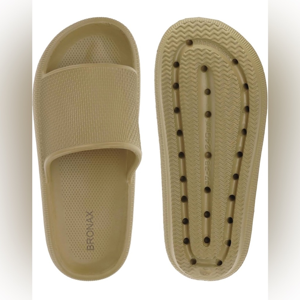 Pillow slippers